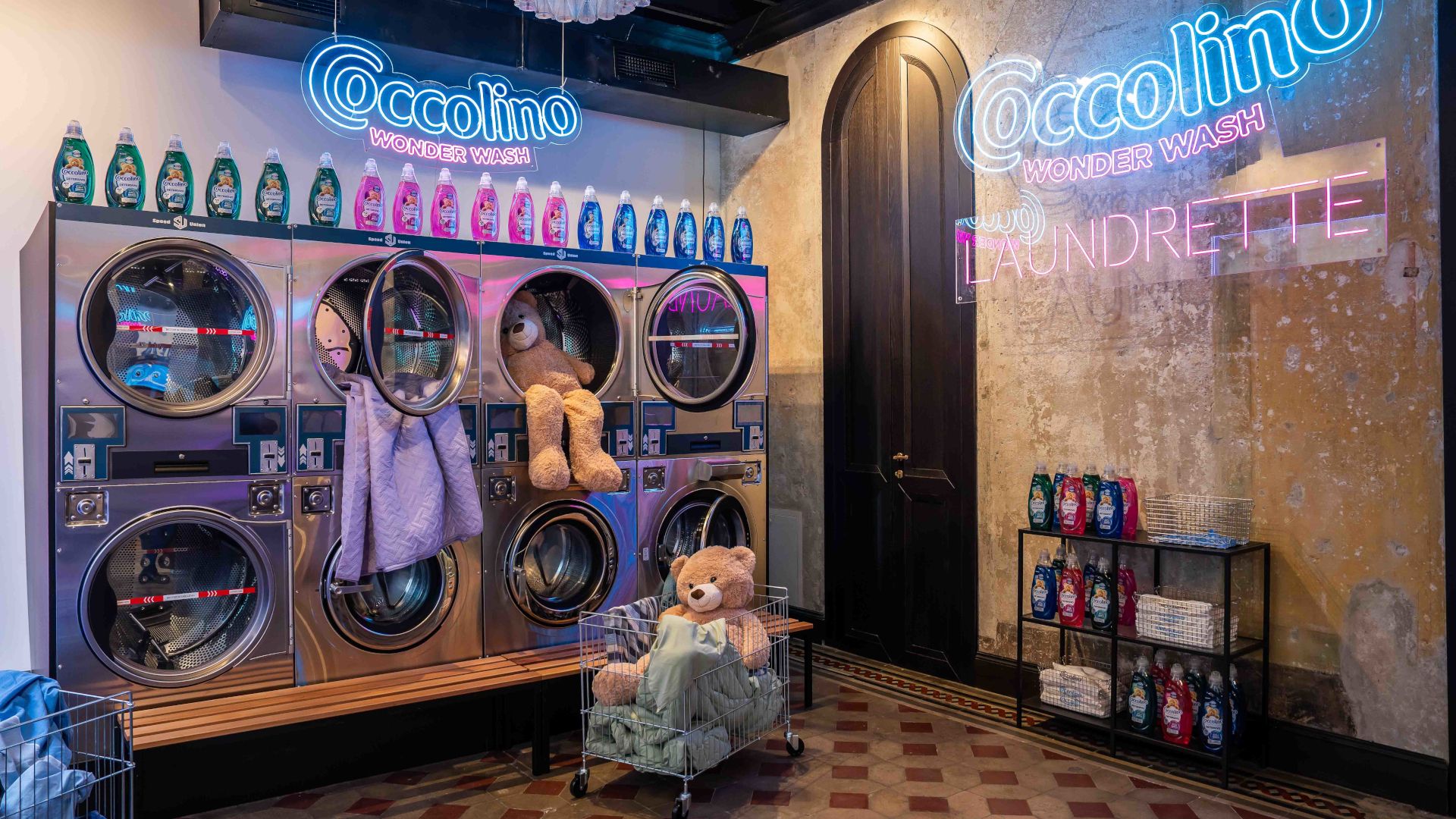Laudrette dell’evento di lancio di Coccolino Wonder Wash