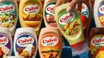 Una serie di tubetti Calvé in diversi gusti.
